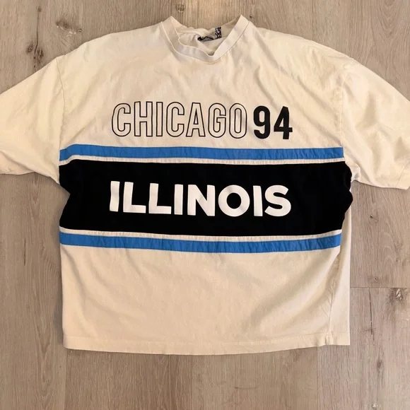 ASOS oversized Chicago Graphic T size Small - Picture 1 of 3